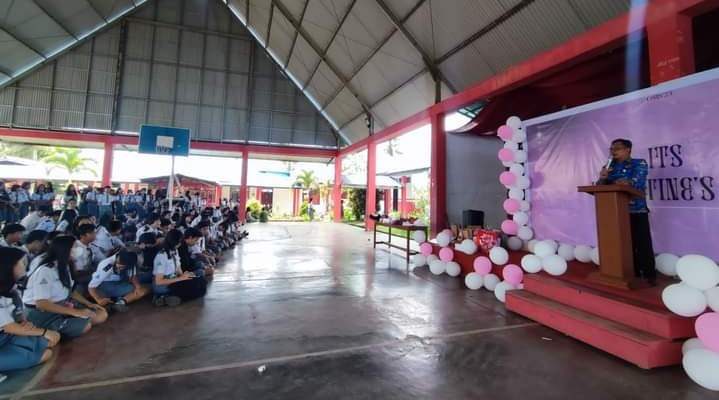 Sma Negeri 3 Tondano Gelar Ibadah Hari Kasih Sayang, Rosang: Pupuk Rasa 